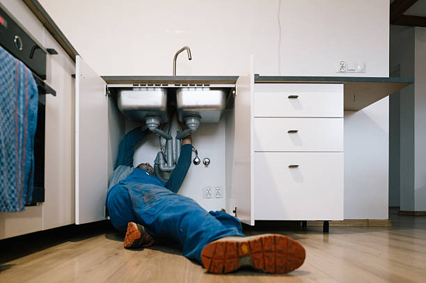 Professional Leak Detection technician working in Alto, GA